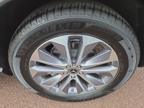 Used 2022 Mercedes-Benz GLE 350 4MATIC image 11