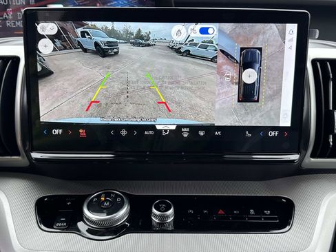 New 2025 Ford Expedition Max Active image 12