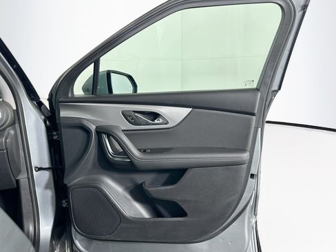 Used 2026 Chevrolet Blazer LT FWD image 33