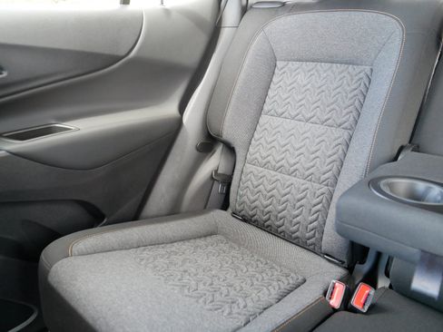 Used 2023 Chevrolet Equinox LT AWD/4WD image 12