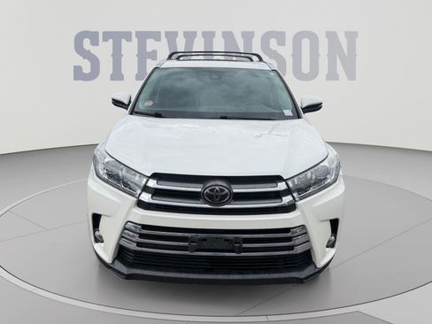 Used 2018 Toyota Highlander Limited AWD/4WD image 8