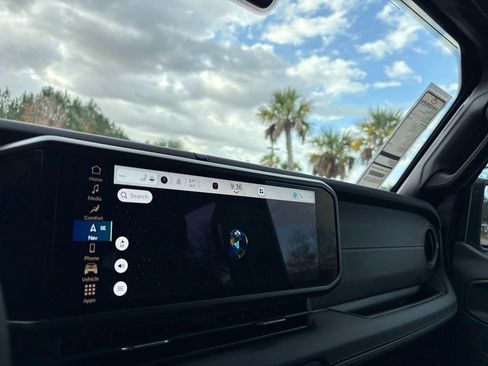 Used 2025 Jeep Wrangler Unlimited Rubicon 392 image 26