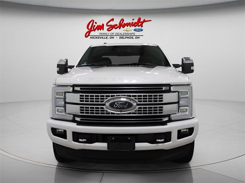 Used 2017 Ford F350 Platinum w/ Platinum Ultimate Package image 3