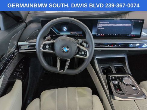 Certified 2025 BMW 760i xDrive AWD/4WD image 17