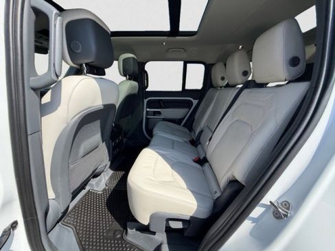 Used 2023 Land Rover Defender 130 First Edition AWD/4WD image 18