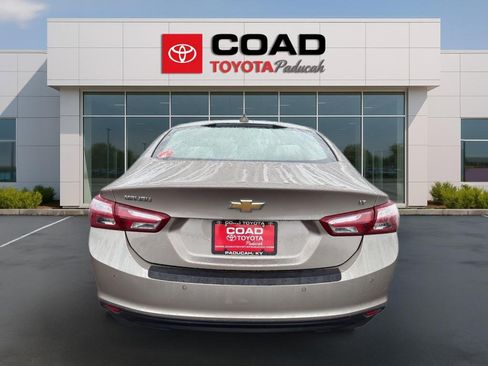 Used 2024 Chevrolet Malibu LT FWD image 3