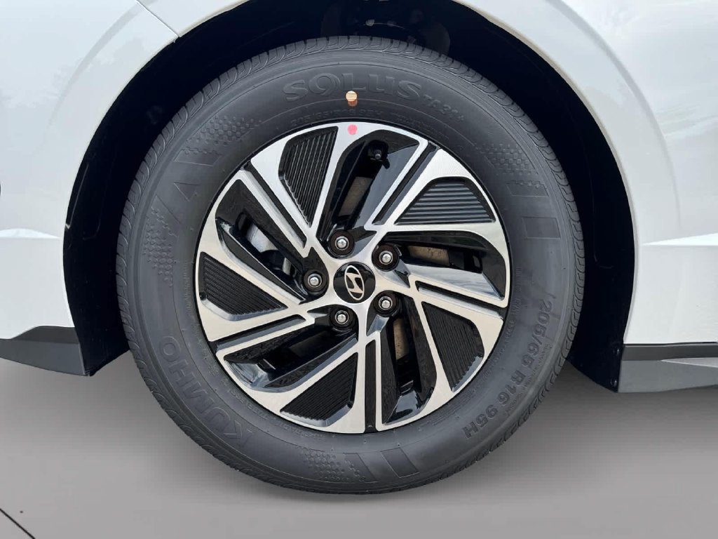 New 2026 Hyundai Sonata Blue FWD image 8