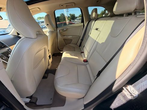 Used 2014 Volvo XC60 T6 AWD/4WD image 11