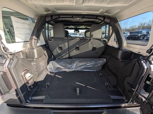 New 2026 Jeep Wrangler Sport S image 12