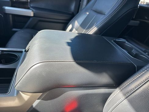 Used 2022 Ford F250 Lariat w/ Lariat Value Package image 52