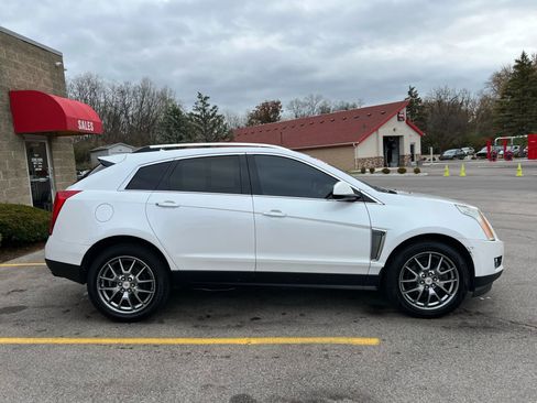 Used 2013 Cadillac SRX Premium image 4