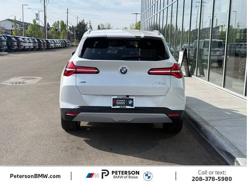 New 2026 BMW X3 xDrive30 w/ Premium Package AWD/4WD image 4
