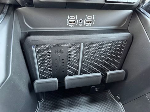 New 2026 RAM 1500 Big Horn AWD/4WD image 18