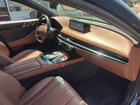 Used 2024 Genesis G80 2.5T image 10
