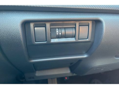 Certified 2026 Subaru Crosstrek 2.5i Premium AWD/4WD image 39