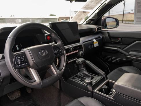 Used 2025 Toyota 4Runner TRD Off-Road Premium w/ Tow Technology Package AWD/4WD image 16