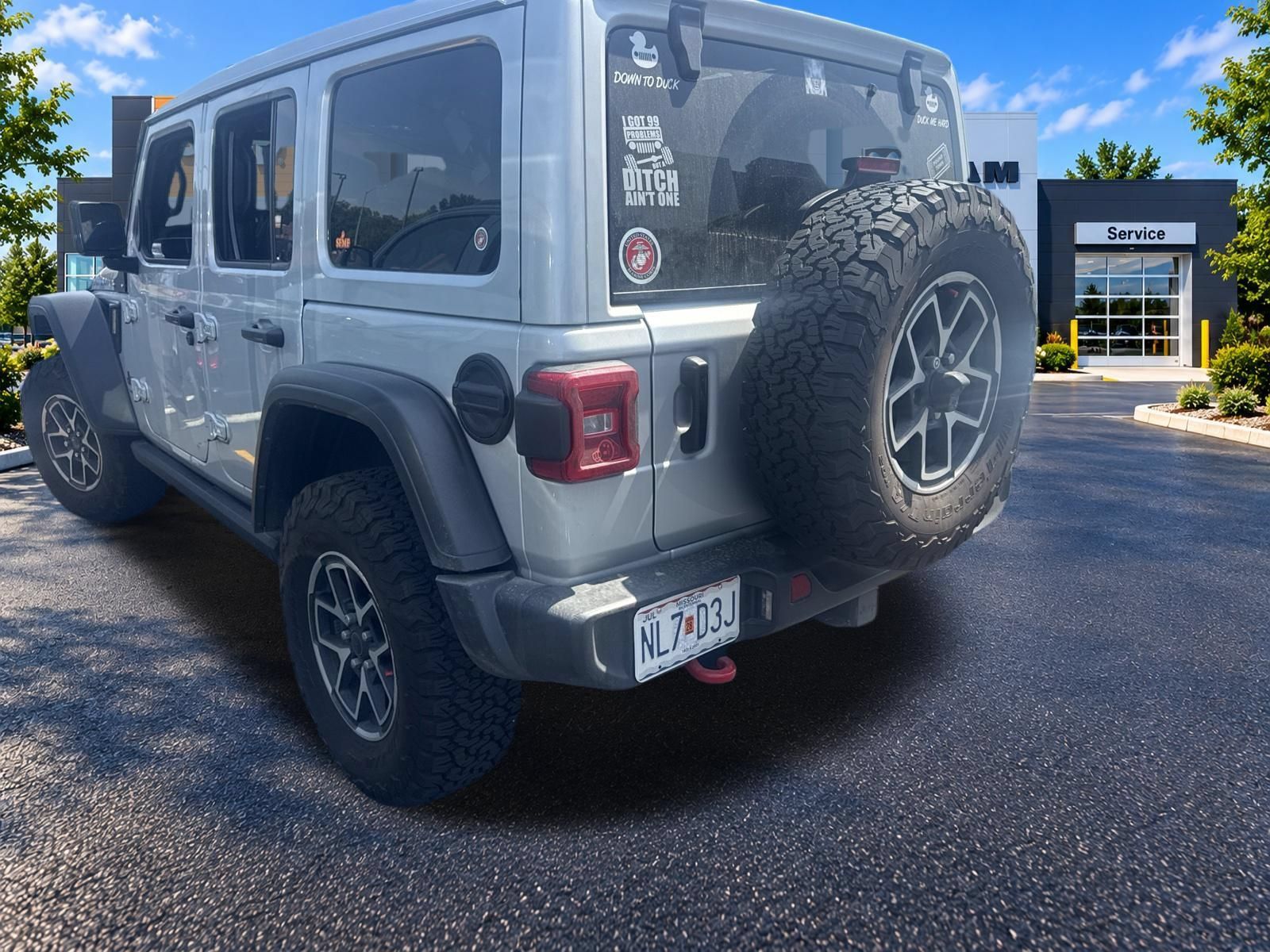 Used 2024 Jeep Wrangler Unlimited Rubicon w/ Technology Group AWD/4WD image 5