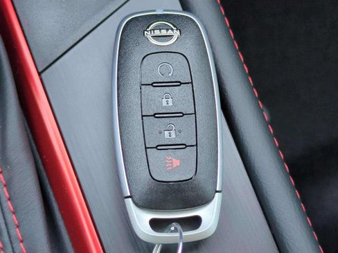 New 2026 Nissan Kicks SR w/ SR Premium Package FWD image 17