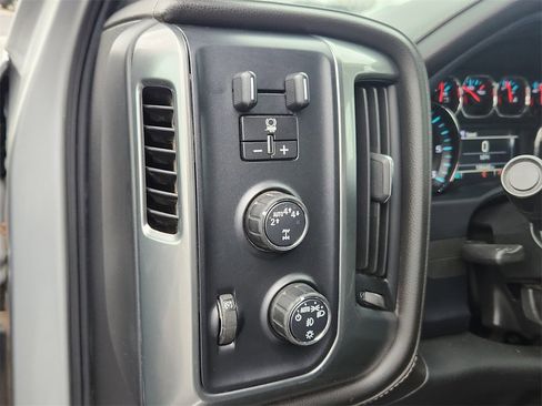 Used 2018 Chevrolet Silverado 1500 LTZ w/ Max Trailering Package image 23