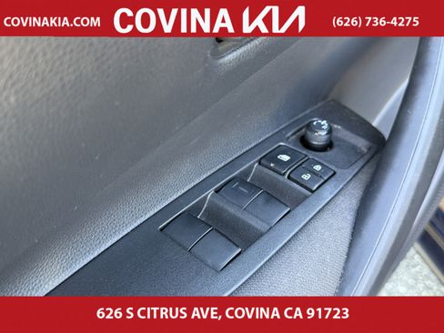 Used 2023 Toyota Corolla LE image 12