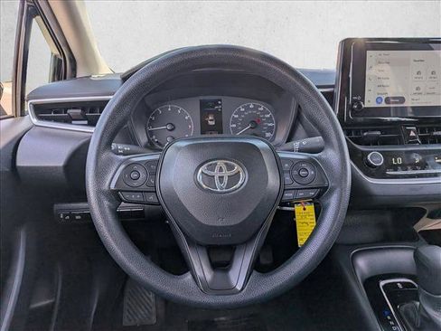 Used 2024 Toyota Corolla LE FWD image 13
