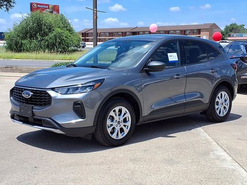 Used 2026 Ford Escape Active FWD image 4