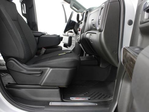 Used 2021 Chevrolet Silverado 1500 RST AWD/4WD image 19