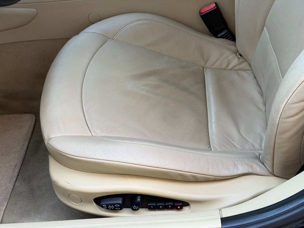 Used 2004 BMW Z4 3.0i RWD image 30