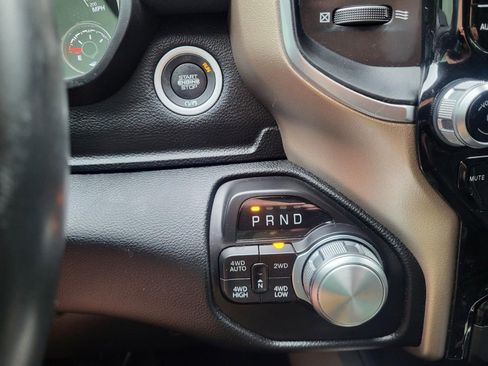 Used 2022 RAM 1500 Laramie AWD/4WD image 21