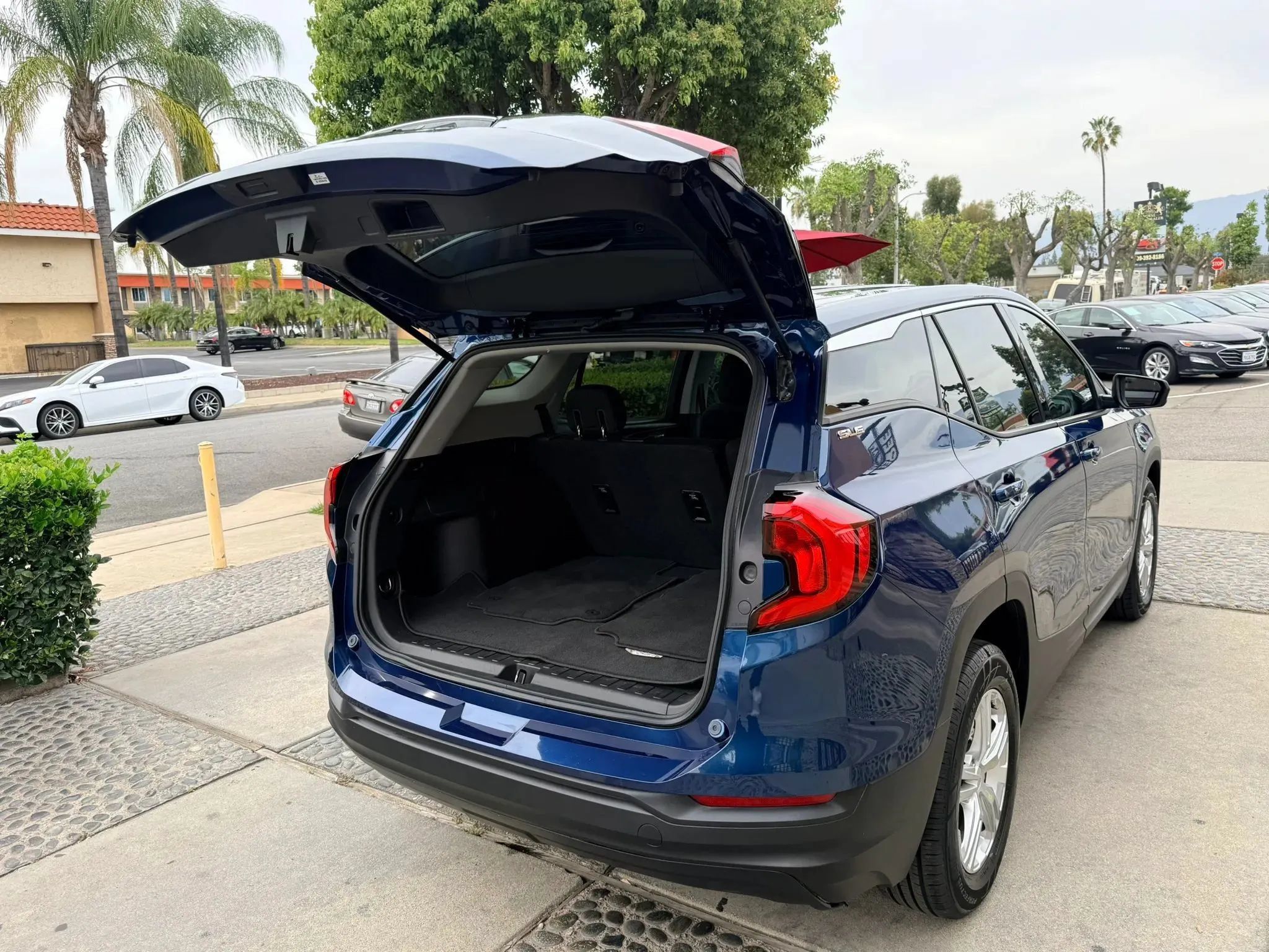 Used 2019 GMC Terrain SLE FWD image 10