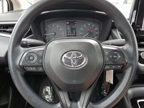Used 2024 Toyota Corolla LE FWD image 18