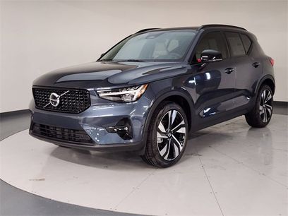 New 2026 Volvo XC40 B5 Ultra w/ Protection Package Premier