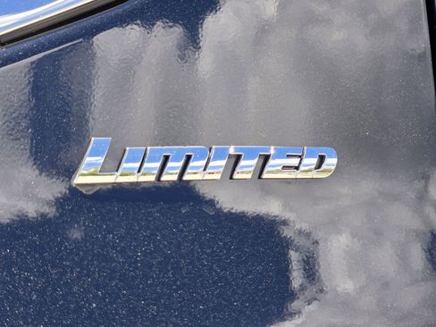 Used 2023 Toyota Tundra Limited w/ Power Package image 12