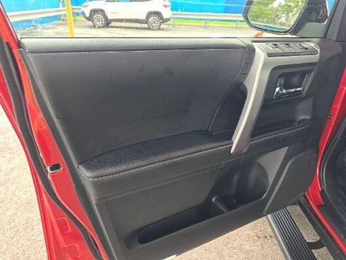 Used 2022 Toyota 4Runner SR5 RWD image 9