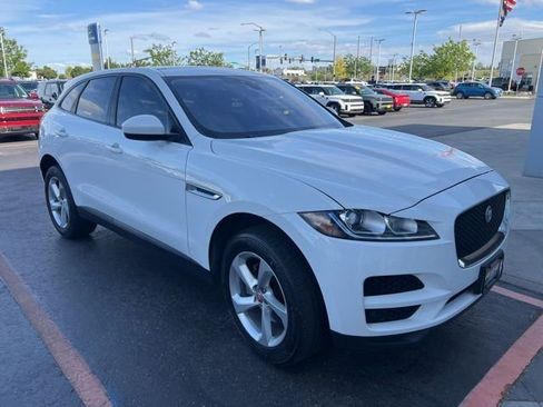 Used 2017 Jaguar F-PACE Premium AWD/4WD image 7
