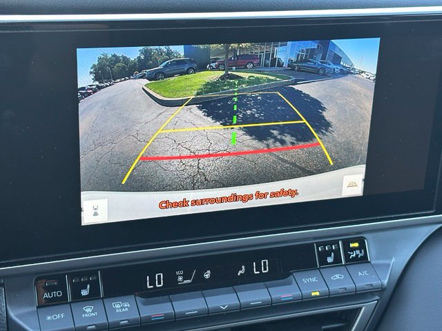 Used 2025 Toyota Camry XSE FWD image 24