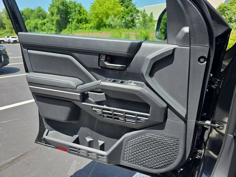 Used 2026 Toyota Tacoma SR5 AWD/4WD image 29