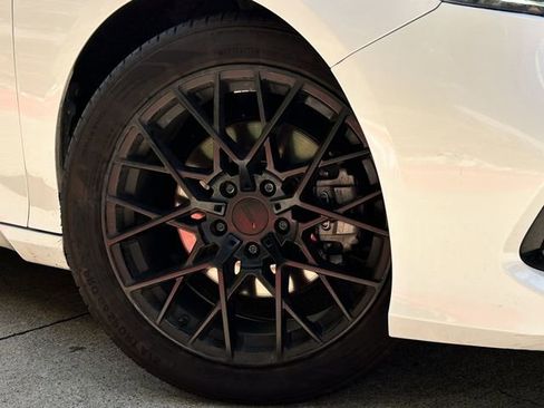 Used 2021 Honda Accord Touring image 12