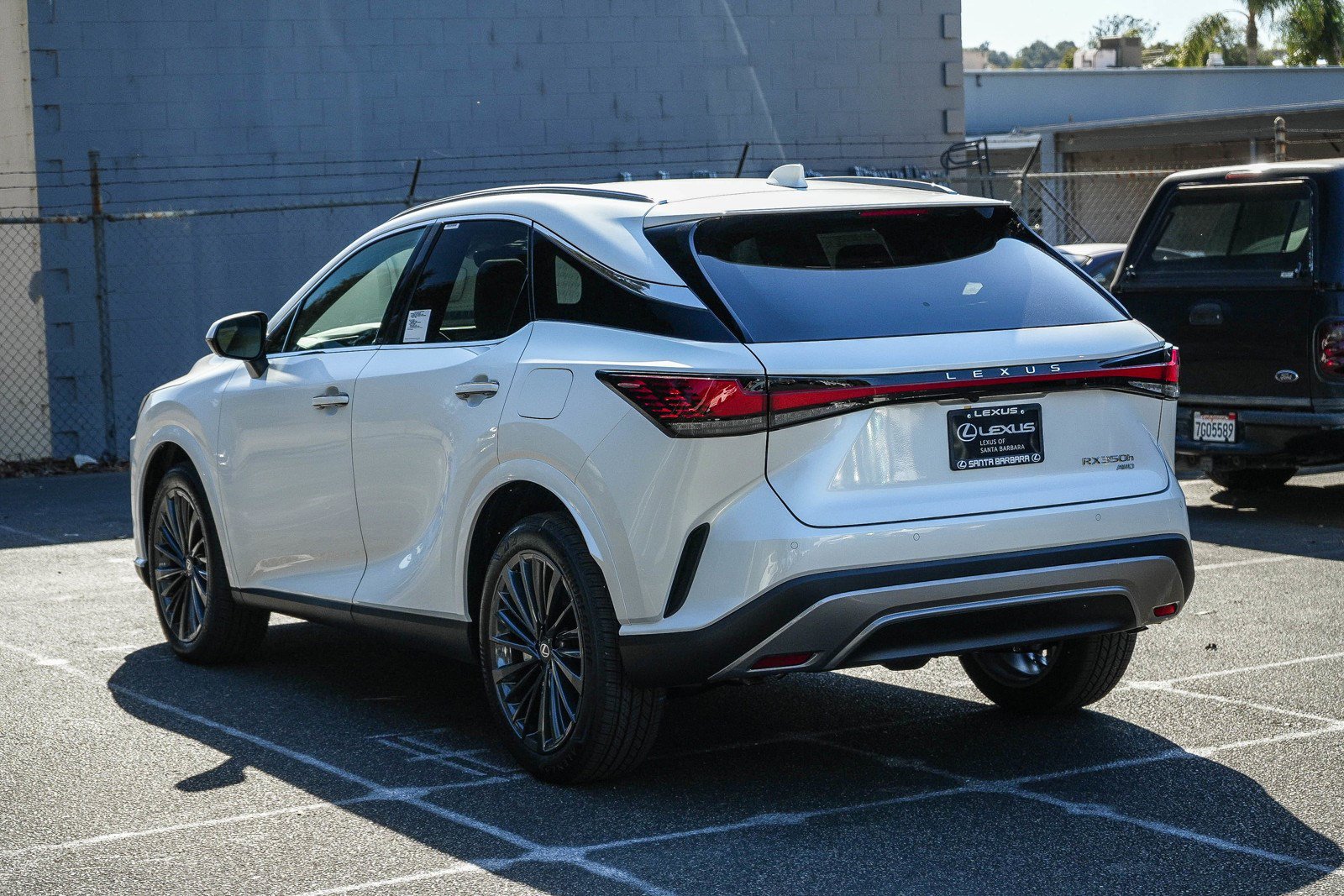 New 2026 Lexus RX 350h AWD/4WD image 4