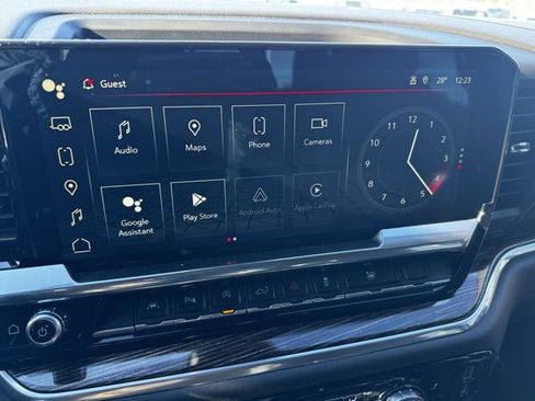 Certified 2022 GMC Sierra 1500 Elevation w/ Elevation Premium Package image 3