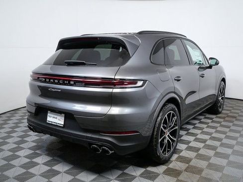 New 2026 Porsche Cayenne AWD image 27