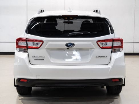 Used 2017 Subaru Impreza 2.0i Premium AWD/4WD image 8