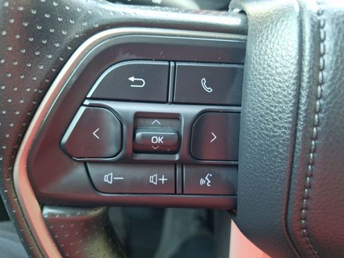 Used 2025 Toyota Tundra SR5 AWD/4WD image 21