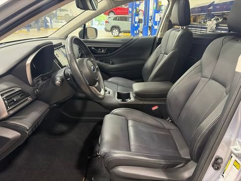 Used 2024 Subaru Outback Limited AWD/4WD image 10
