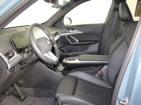 Certified 2025 BMW X1 xDrive28i image 23