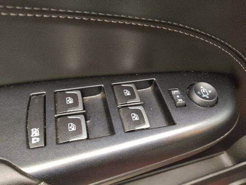 Used 2015 Cadillac SRX Luxury FWD image 27