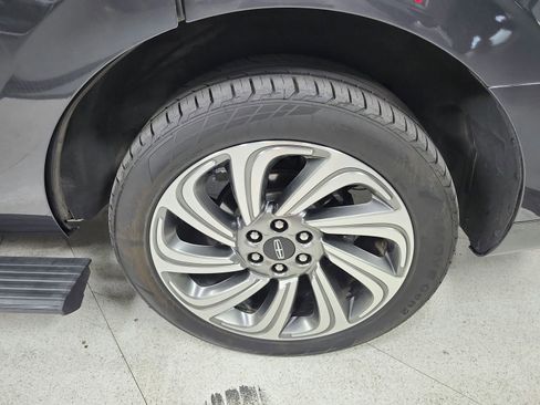 Used 2023 Lincoln Navigator Reserve image 59