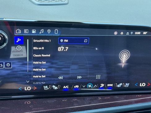 New 2026 Chevrolet Traverse RS w/ LPO, Floor Liner Package FWD image 23