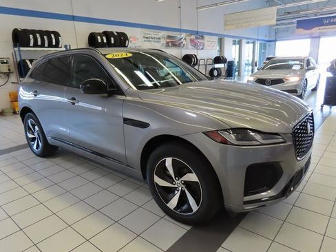 Used 2024 Jaguar F-PACE R-Dynamic S image 2