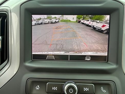 Used 2022 GMC Sierra 1500 Pro w/ Pro Value Package AWD/4WD image 25
